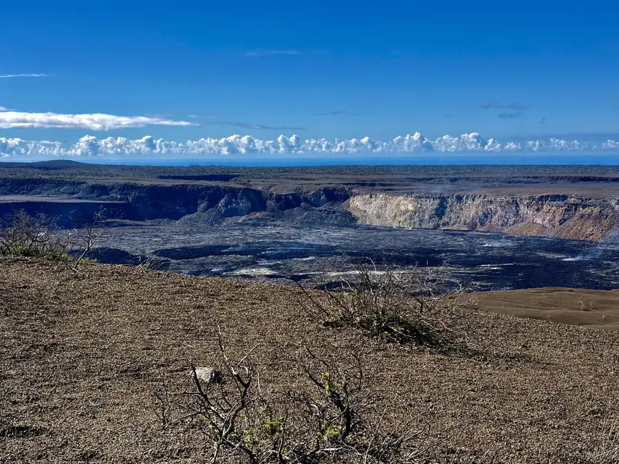 Wide view of Halemaʻumaʻu Crater at the summit of Kīlauea